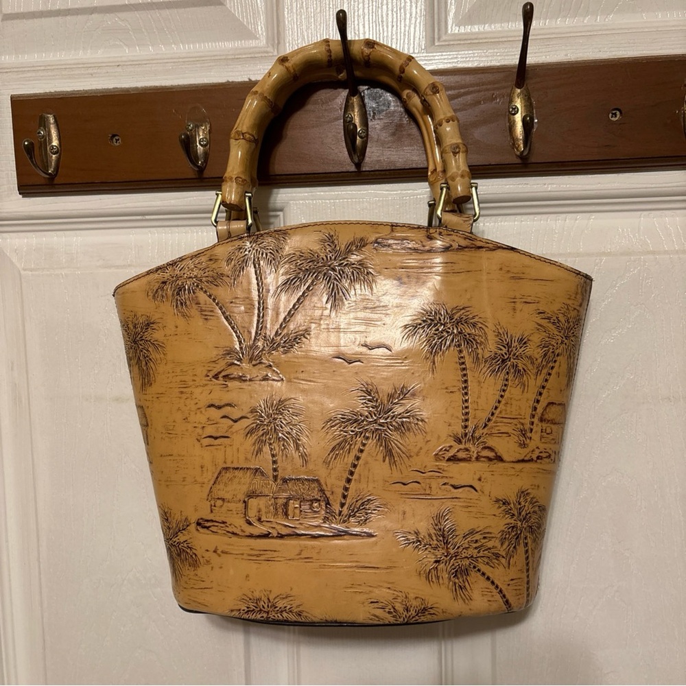 Vintage Sunset Cove purse bucket handbag with bamboo handles